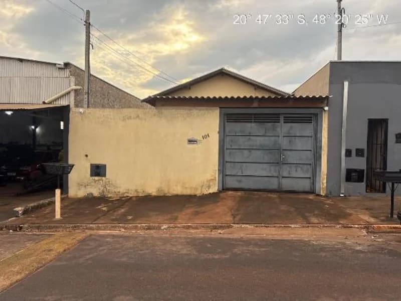 Casa em leilão em Terra Roxa - SP, bairro Jardim das Pratas — Casa - Terra Roxa - SP