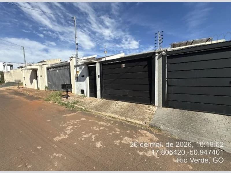 Foto 1 de 8: Casa em leilão em Rio Verde - GO, bairro Jardim Presidente — Casa - Rio Verde - GO