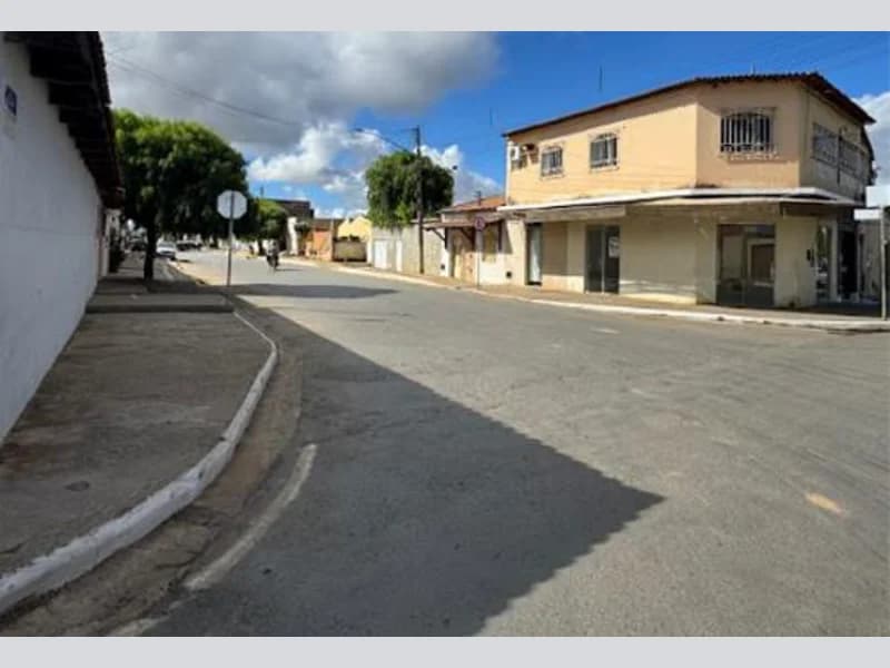 Foto 8 de 10: Casa em leilão em João Dourado - BA, bairro Centro — Casa - João Dourado - BA