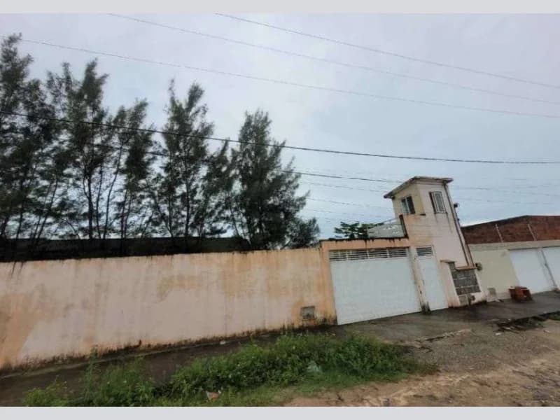 Foto 5 de 7: Casa em leilão em Paracuru - CE, bairro Centro — Casa - Paracuru - CE
