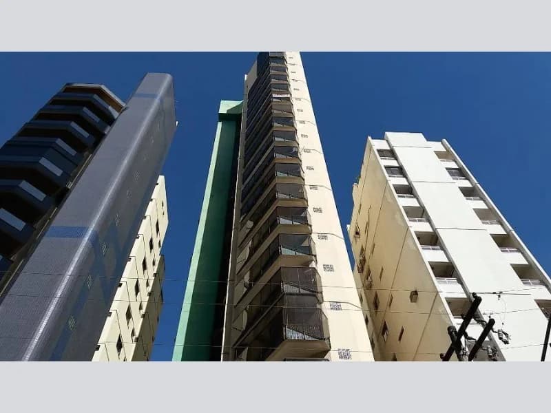 Foto 8 de 18: Apartamento em leilão em Goiânia - GO, bairro Setor Bueno — Apartamento - Goiânia - GO