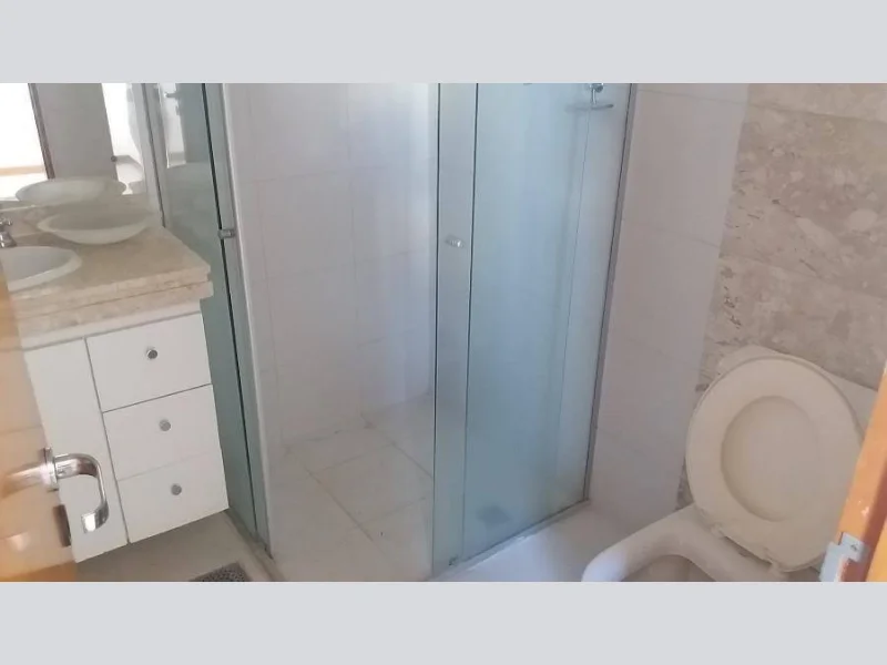 Foto 5 de 18: Apartamento em leilão em Goiânia - GO, bairro Setor Bueno — Apartamento - Goiânia - GO