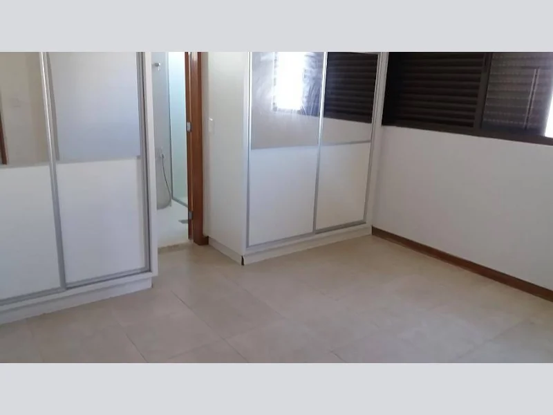 Foto 6 de 18: Apartamento em leilão em Goiânia - GO, bairro Setor Bueno — Apartamento - Goiânia - GO