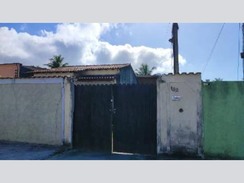Foto 2 de 20: Casa em leilão em Magé - RJ, bairro Praia do Imperador — Casa - Magé - RJ
