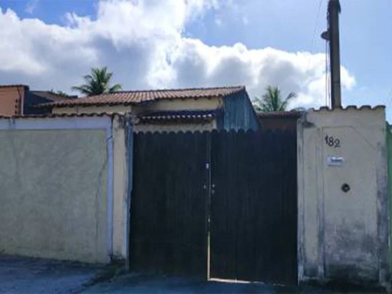 Foto 1 de 20: Casa em leilão em Magé - RJ, bairro Praia do Imperador — Casa - Magé - RJ
