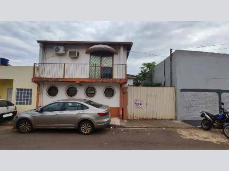 Foto 3 de 13: Casa em leilão em Ponta Porã - MS, bairro Centro — Casa - Ponta Porã - MS