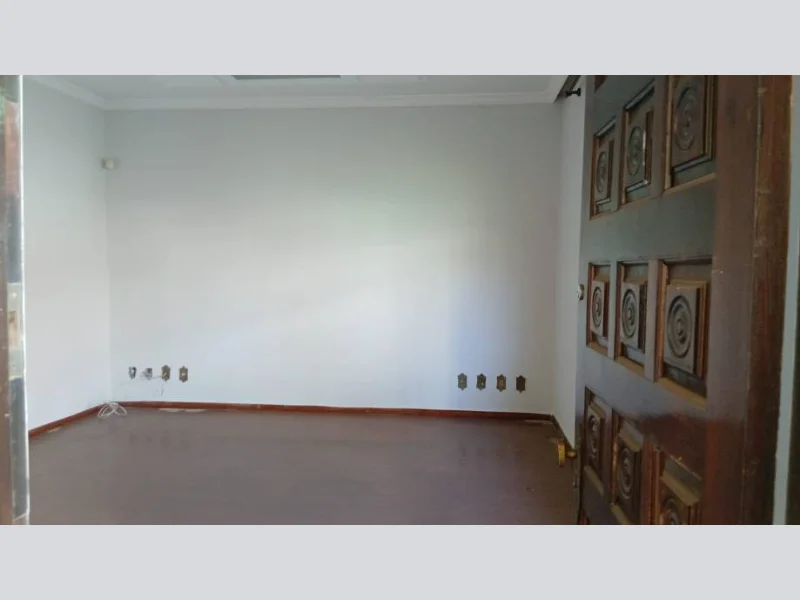 Foto 5 de 36: Casa em leilão em Pouso Alegre - MG, bairro Centro — Casa - Pouso Alegre - MG