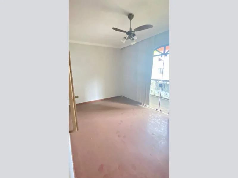 Foto 15 de 36: Casa em leilão em Pouso Alegre - MG, bairro Centro — Casa - Pouso Alegre - MG