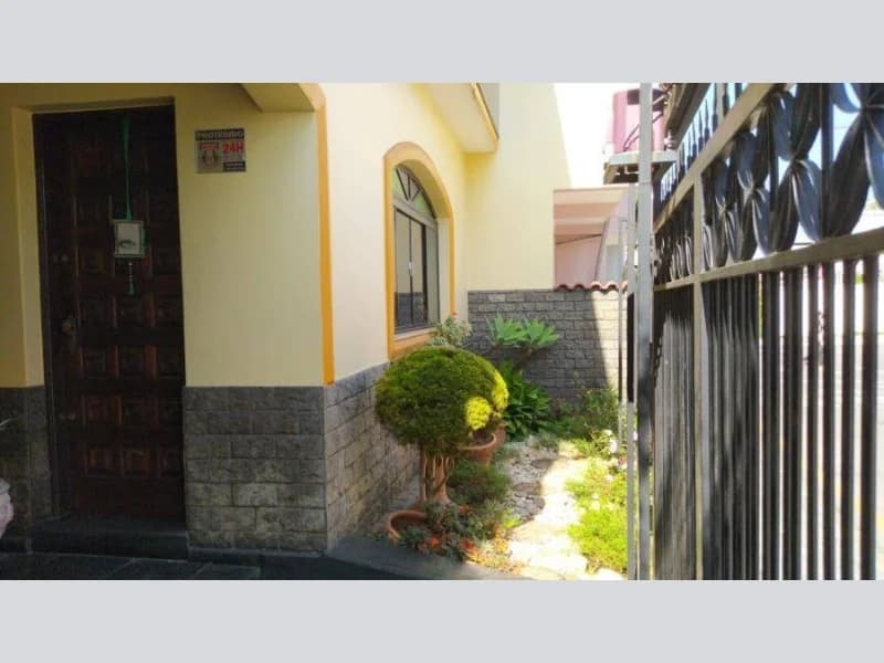 Foto 4 de 36: Casa em leilão em Pouso Alegre - MG, bairro Centro — Casa - Pouso Alegre - MG