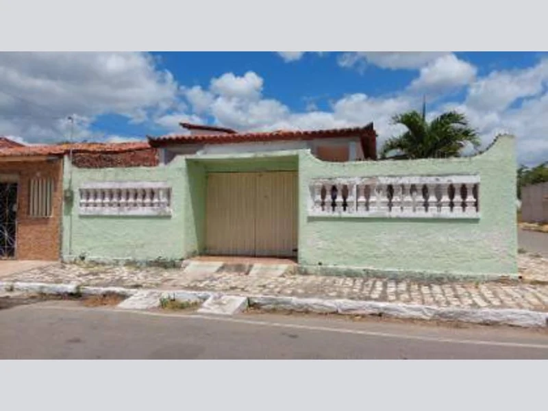 Foto 8 de 11: Casa em leilão em Aracati - CE, bairro Cohab — Casa - Aracati - CE