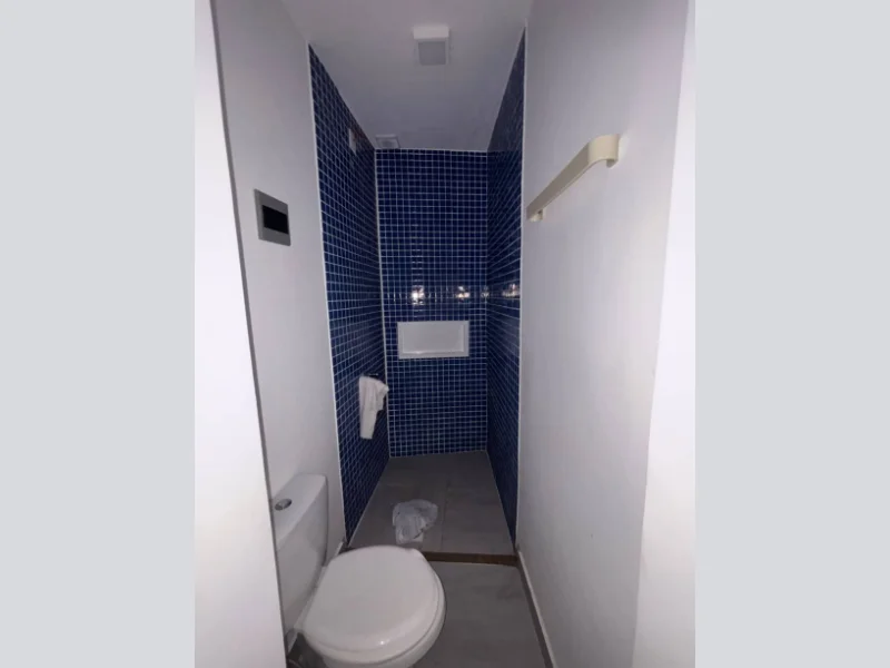 Foto 1 de 15: Apartamento em leilão em Porto Alegre - RS, bairro Menino Deus — Apartamento - Porto Alegre - RS