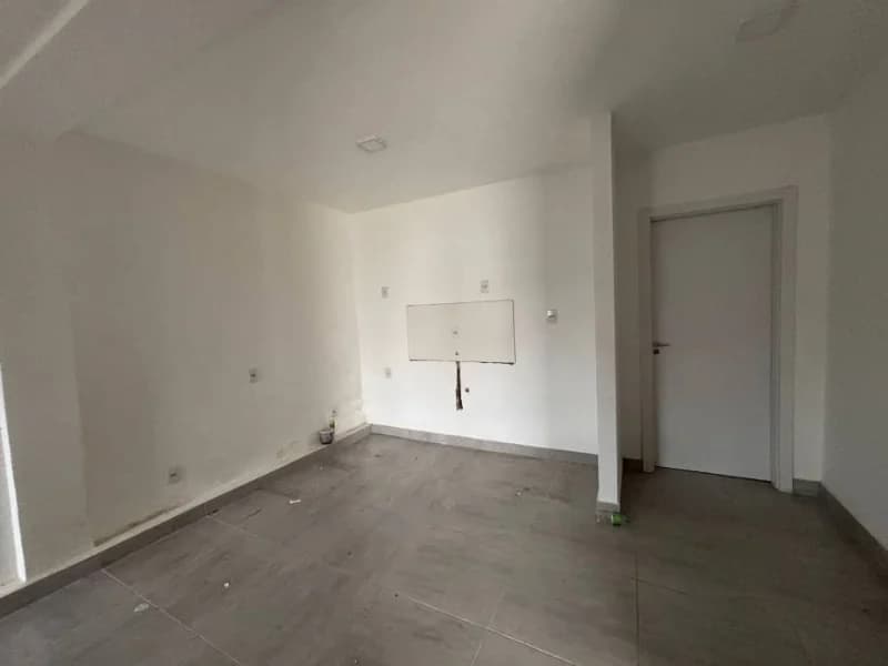 Foto 13 de 15: Apartamento em leilão em Porto Alegre - RS, bairro Menino Deus — Apartamento - Porto Alegre - RS
