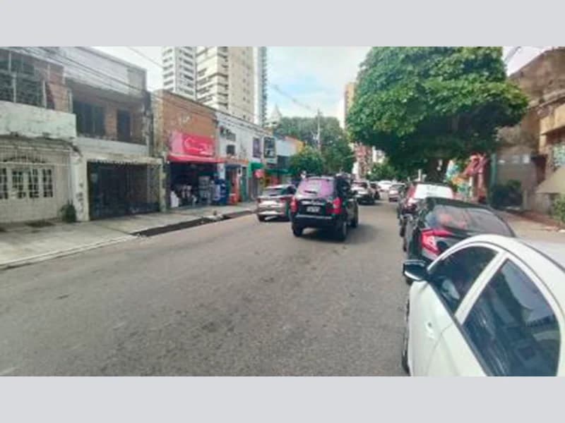 Foto 11 de 14: Casa em leilão em Belém - PA, bairro Umarizal — Casa - Belém - PA