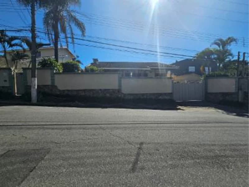 Foto 2 de 3: Casa em leilão em Atibaia - SP, bairro Vila Santista — Casa - Atibaia - SP