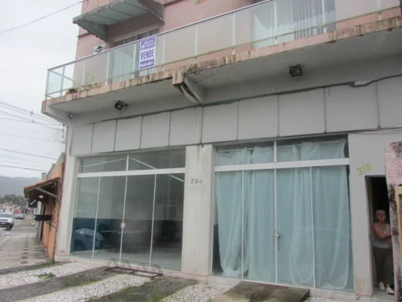 Foto 2 de 20: Comercial em leilão em Matinhos - PR, bairro Mesquita — Prédio - Matinhos - PR