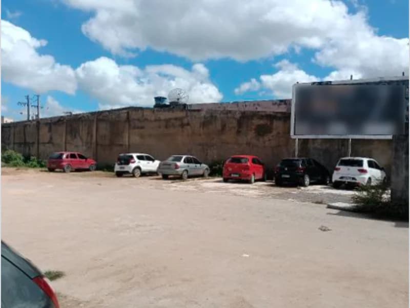 Foto 4 de 6: Casa em leilão em Arapiraca - AL, bairro Ouro Preto — Prédio - Arapiraca - AL