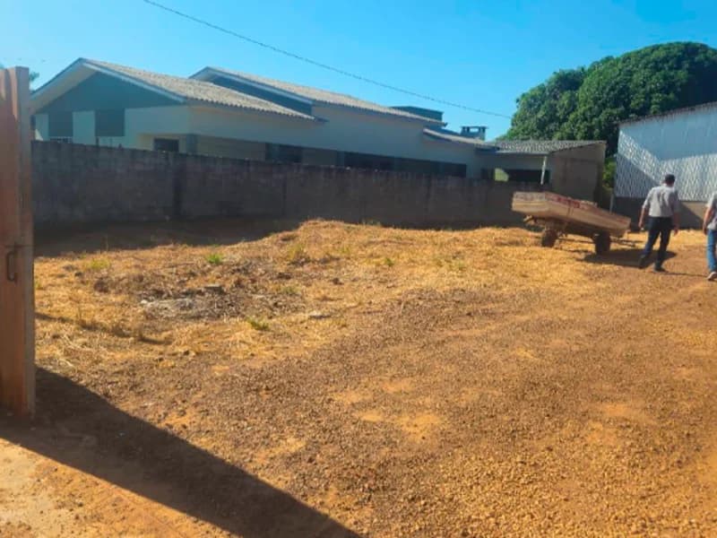 Foto 6 de 15: Comercial em leilão em Nova Guarita - MT, bairro Centro — Prédio - Nova Guarita - MT