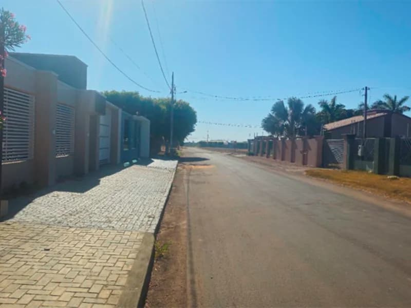 Foto 2 de 15: Comercial em leilão em Nova Guarita - MT, bairro Centro — Prédio - Nova Guarita - MT
