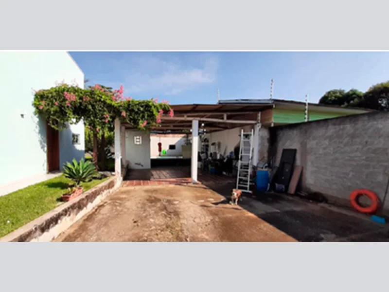 Foto 3 de 4: Casa em leilão em Paranaíta - MT, bairro Setor Residencial Norte — Casa - Paranaíta - MT
