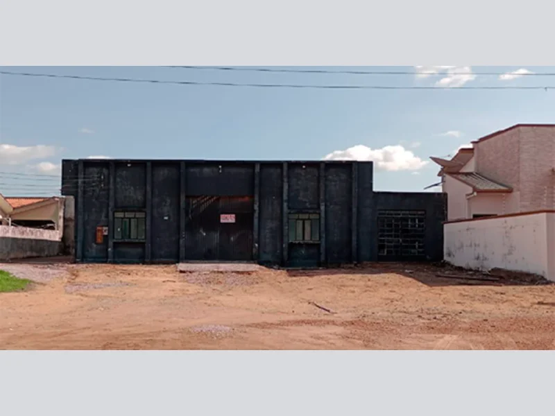 Foto 1 de 3: Terreno em leilão em Paranaíta - MT, bairro Setor Industrial Norte — Prédio - Paranaíta - MT