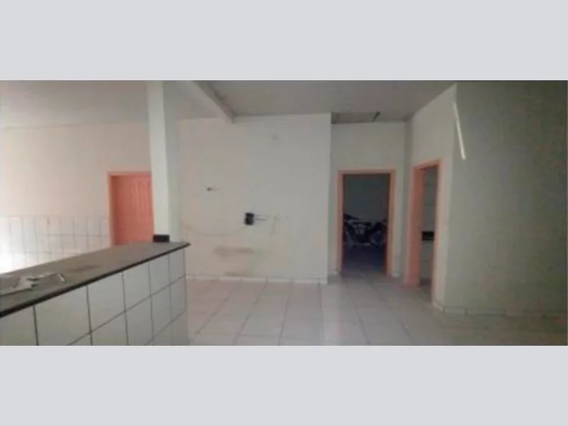 Foto 2 de 5: Terreno em leilão em Paranaíta - MT, bairro Setor Comercial — Prédio - Paranaíta - MT