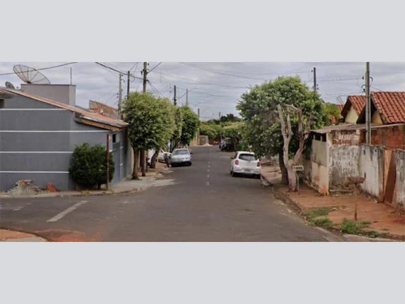 Foto 1 de 8: Casa em leilão em Castilho - SP, bairro Centro — Casa - Castilho - SP