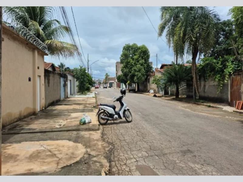 Foto 3 de 5: Casa em leilão em Unaí - MG, bairro Dona Tininha — Casa - Unaí - MG