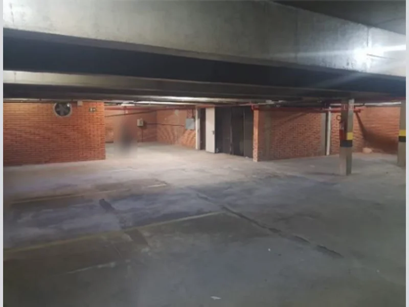Foto 9 de 31: Comercial em leilão em Joinville - SC, bairro Centro — Prédio - Joinville - SC