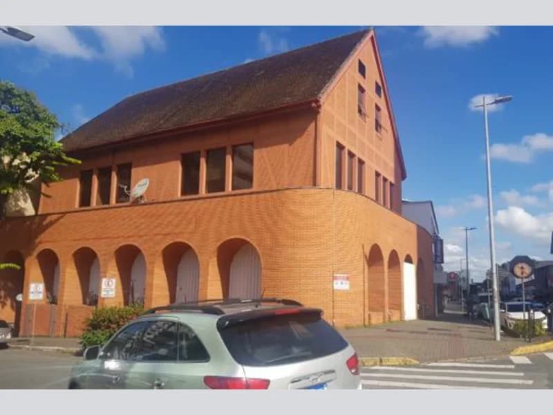 Foto 28 de 31: Comercial em leilão em Joinville - SC, bairro Centro — Prédio - Joinville - SC