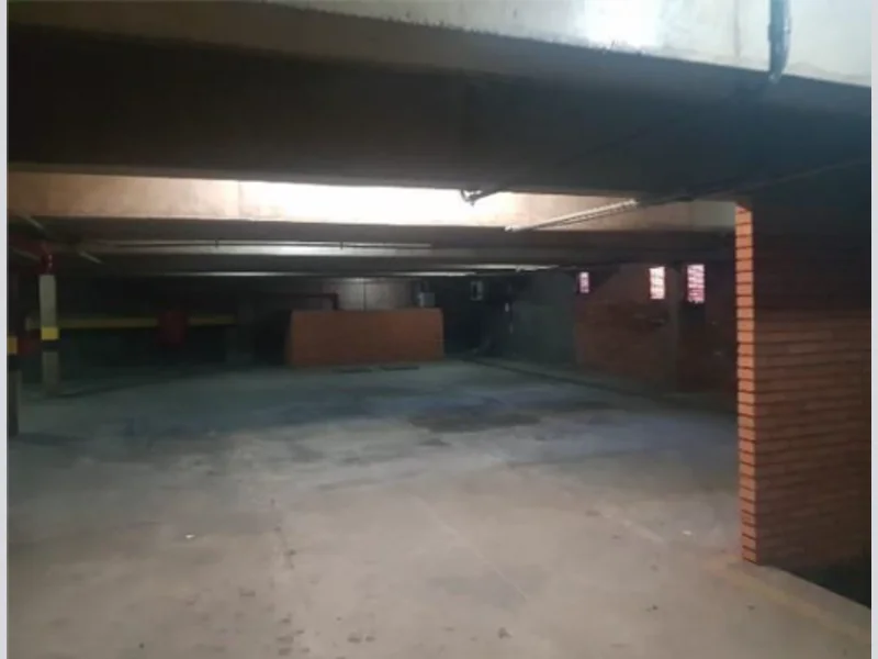 Foto 25 de 31: Comercial em leilão em Joinville - SC, bairro Centro — Prédio - Joinville - SC