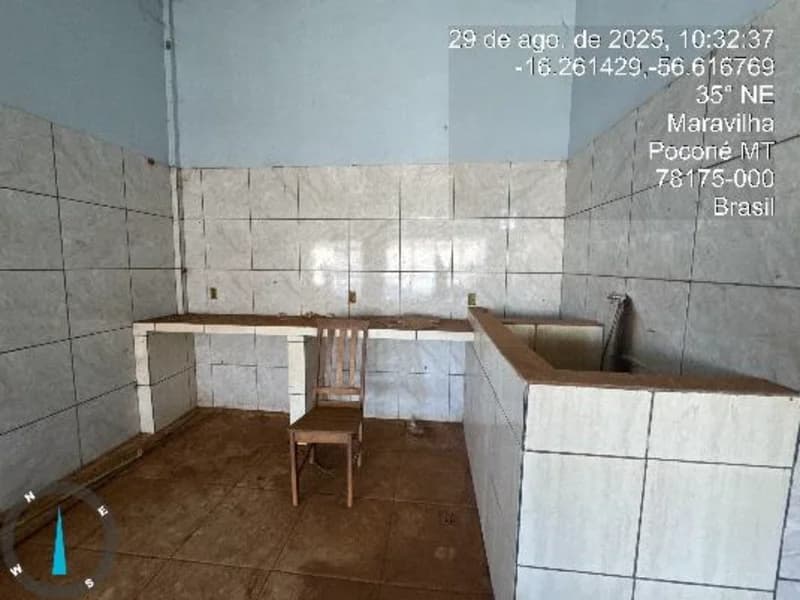 Foto 3 de 17: Comercial em leilão em Poconé - MT, bairro Cruz Preta — Prédio - Poconé - MT