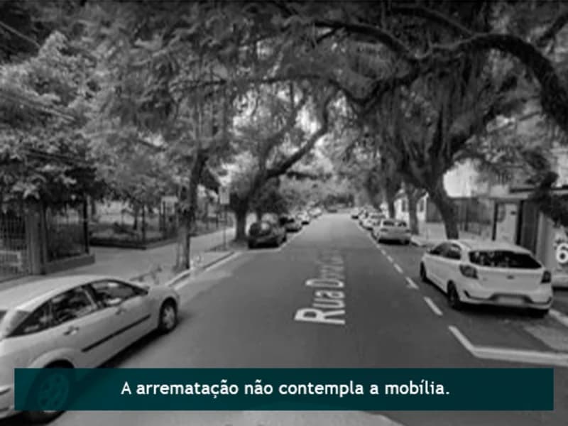 Foto 11 de 14: Comercial em leilão em Porto Alegre - RS, bairro Rio Branco — Sala - Porto Alegre - RS