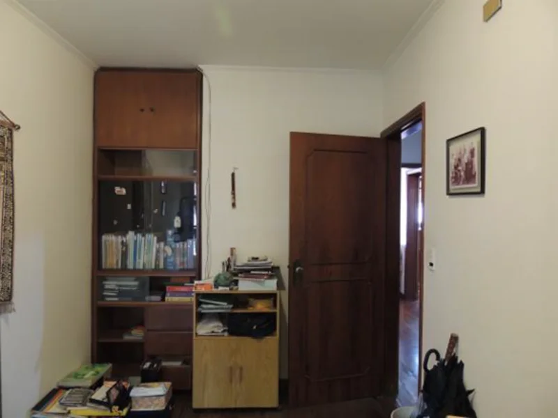 Foto 6 de 17: Casa em leilão em Porto Alegre - RS, bairro Jardim Itu — Casa - Porto Alegre - RS