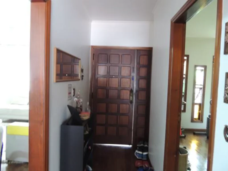 Foto 8 de 17: Casa em leilão em Porto Alegre - RS, bairro Jardim Itu — Casa - Porto Alegre - RS