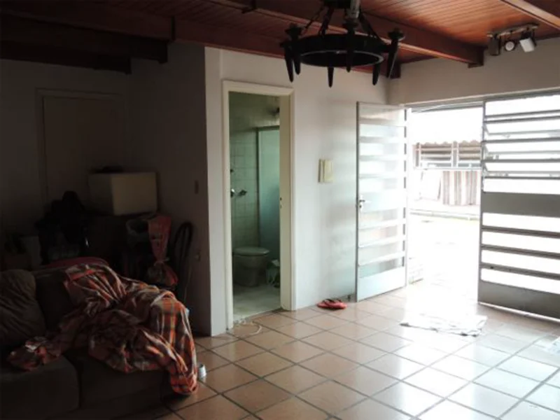 Foto 14 de 17: Casa em leilão em Porto Alegre - RS, bairro Jardim Itu — Casa - Porto Alegre - RS