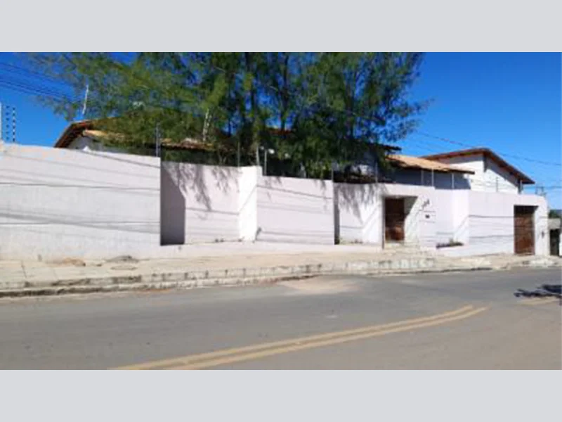 Foto 3 de 7: Casa em leilão em Salgueiro - PE, bairro Nossa Senhora das Graças — Casa - Salgueiro - PE