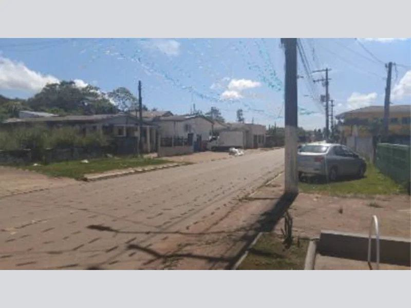Foto 5 de 7: Comercial em leilão em Humaitá - AM, bairro São José — Prédio Comercial - Humaitá - AM