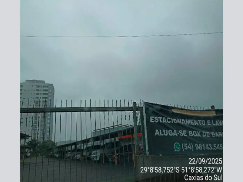 Foto 2 de 14: Terreno em leilão em Caxias Do Sul - RS, bairro De Lazzer — Terreno - Caxias do Sul - RS