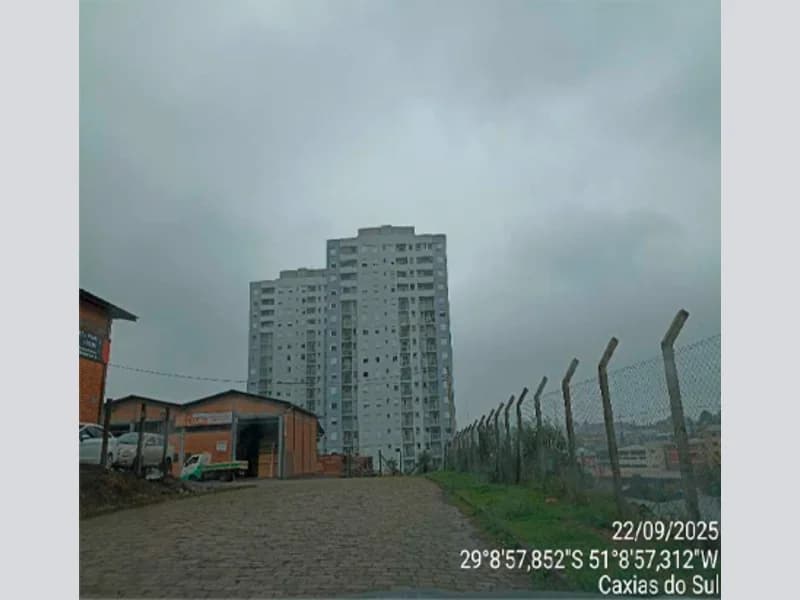 Foto 3 de 14: Terreno em leilão em Caxias Do Sul - RS, bairro De Lazzer — Terreno - Caxias do Sul - RS