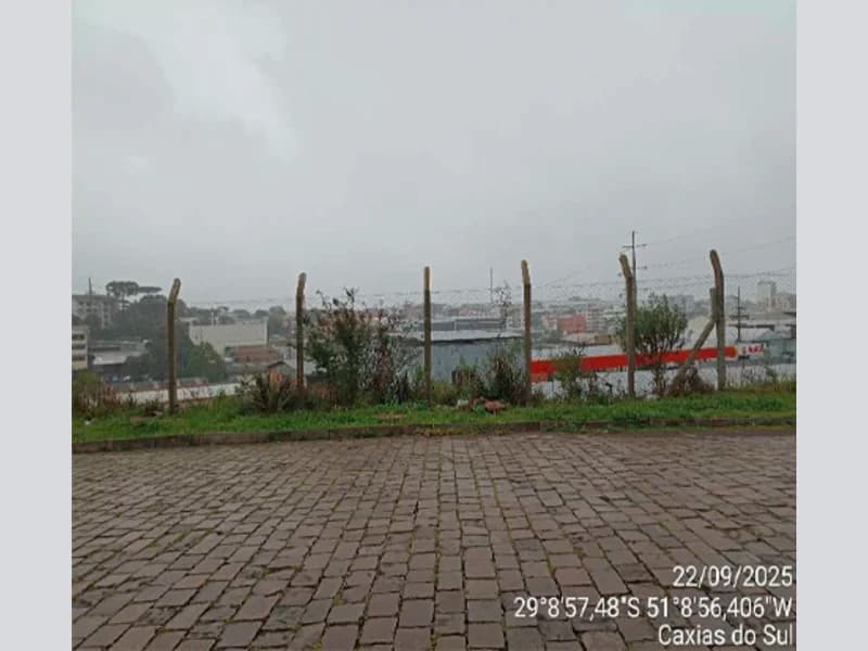 Foto 9 de 14: Terreno em leilão em Caxias Do Sul - RS, bairro De Lazzer — Terreno - Caxias do Sul - RS