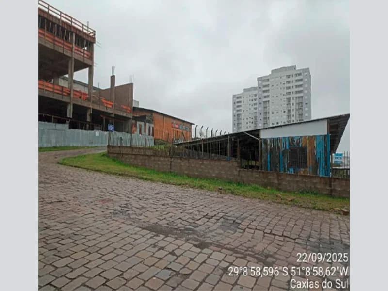 Foto 13 de 14: Terreno em leilão em Caxias Do Sul - RS, bairro De Lazzer — Terreno - Caxias do Sul - RS