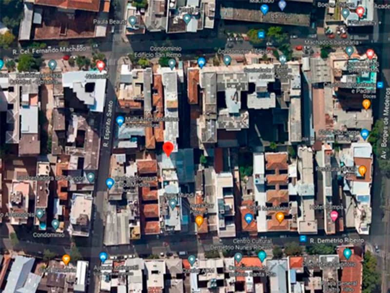Foto 3 de 16: Comercial em leilão em Porto Alegre - RS, bairro Centro Histórico — Sala - Porto Alegre - RS
