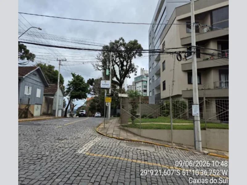 Foto 4 de 7: Apartamento em leilão em Caxias Do Sul - RS, bairro Madureira — Apartamento - Caxias do Sul - RS