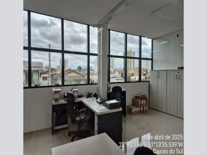 Foto 7 de 17: Comercial em leilão em Caxias Do Sul - RS — Prédio - Caxias do Sul - RS