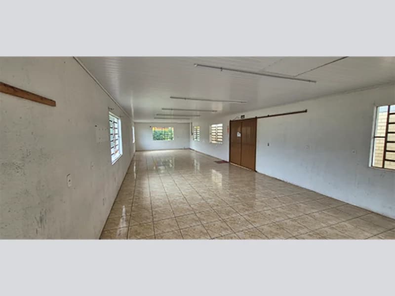 Foto 31 de 35: Comercial em leilão em Vale Real - RS, bairro Centro — Galpão - Vale Real - RS