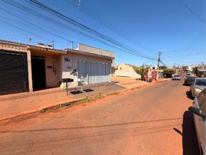 Foto 1 de 4: Casa em leilão em Rio Verde - GO, bairro Jardim Presidente — Casa - Rio Verde - GO