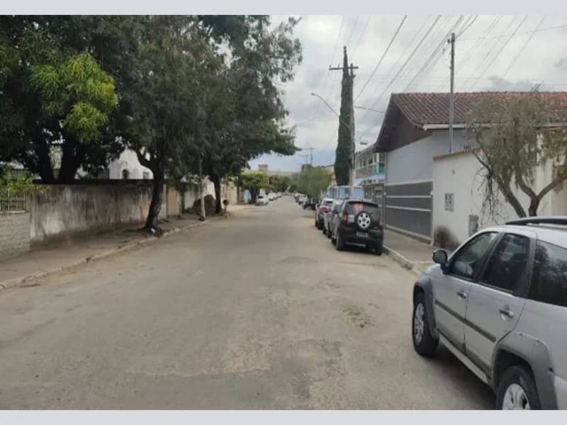 Foto 6 de 6: Comercial em leilão em Carlos Chagas - MG, bairro Centro — Galpão - Carlos Chagas - MG