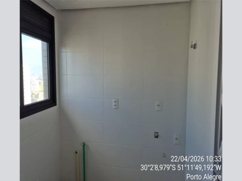 Foto 1 de 11: Apartamento em leilão em Porto Alegre - RS, bairro Rio Branco — Apartamento - Porto Alegre - RS