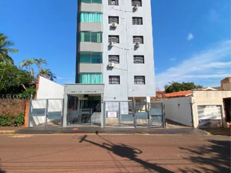 Foto 3 de 4: Apartamento em leilão em Ituiutaba - MG, bairro Centro — Apartamento - Ituiutaba - MG
