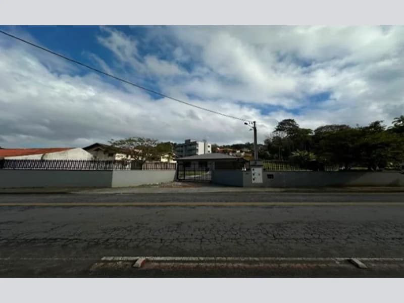 Foto 5 de 10: Casa em leilão em Blumenau - SC, bairro Salto do Norte — Casa - Blumenau - SC